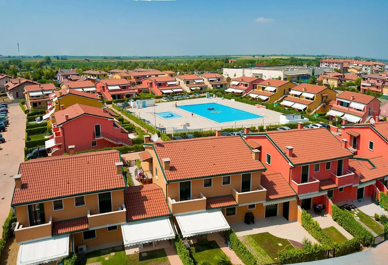 Villaggio Dei Fiori Caorle 0*,